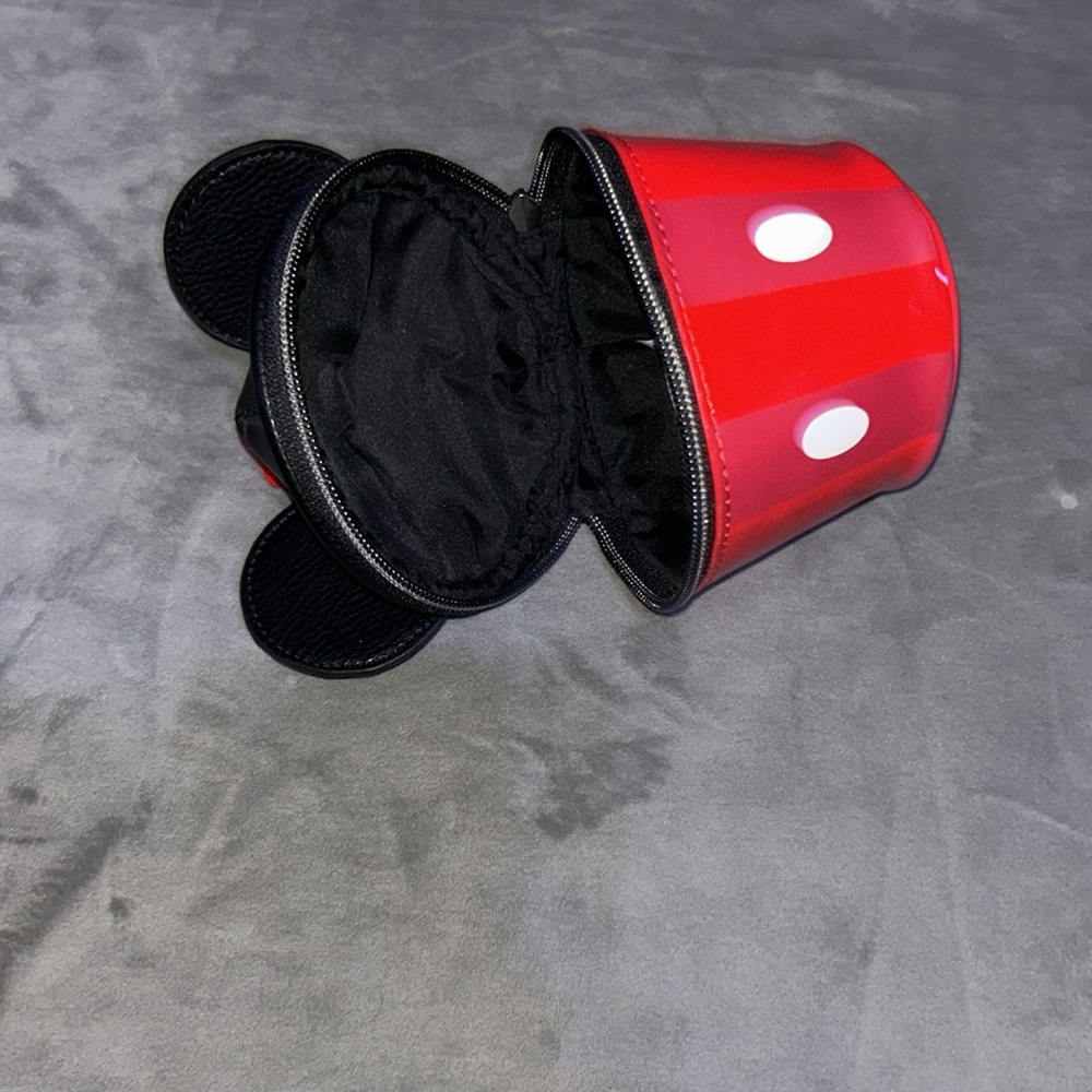 Mickey Mouse Cupcake Accessory Case - image 3